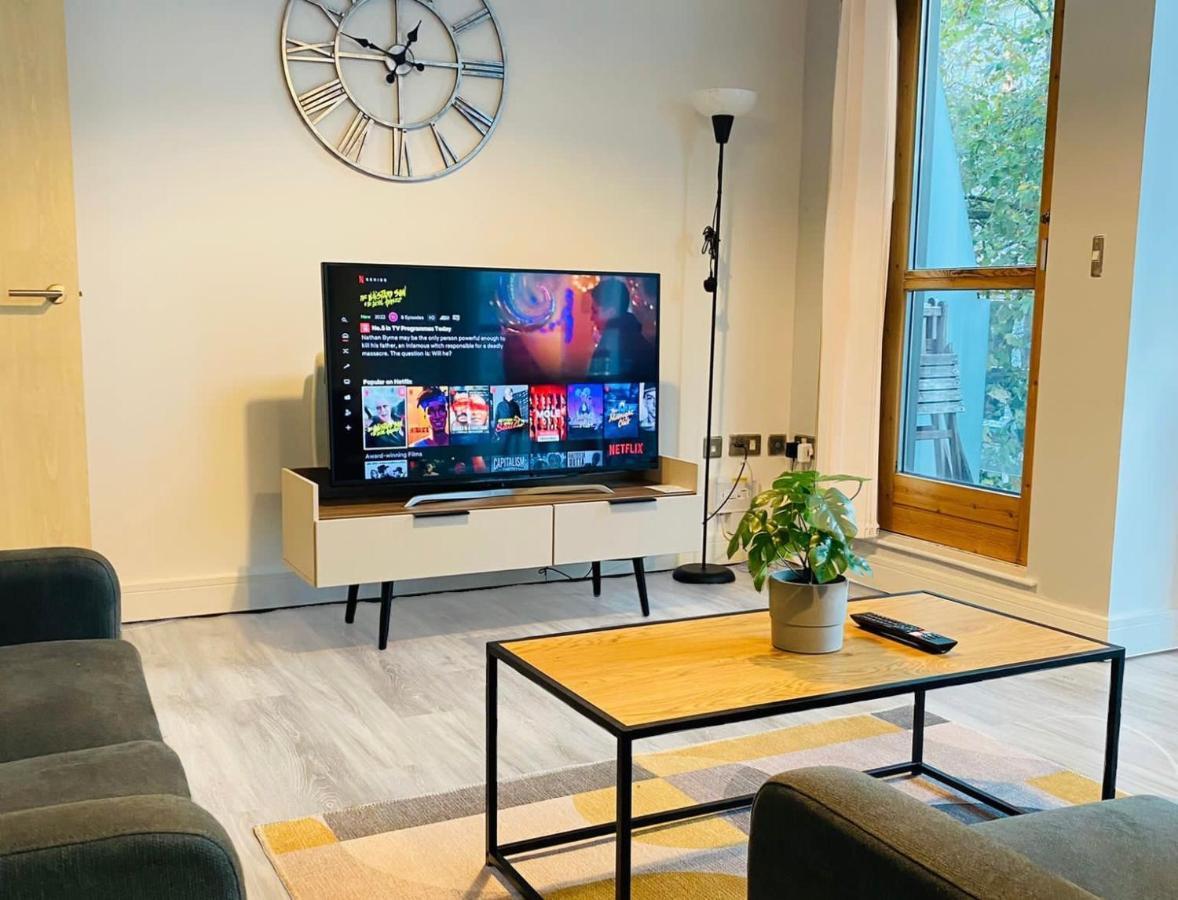 Stylish Two Bed In The Heart Of The City Birmingham Exteriör bild