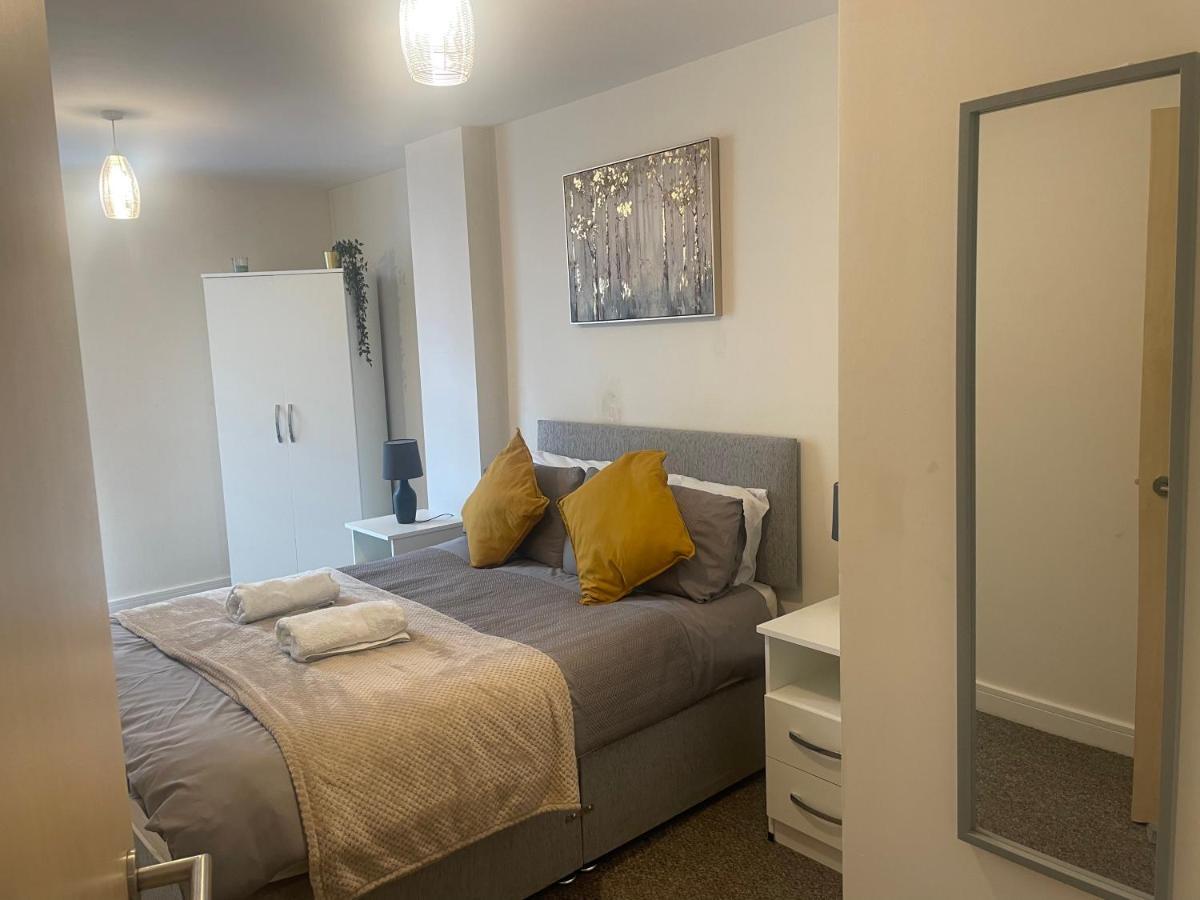 Stylish Two Bed In The Heart Of The City Birmingham Exteriör bild